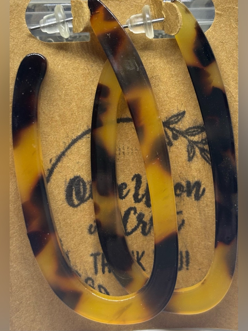 Tortoiseshell Oval Hoop Earrings
